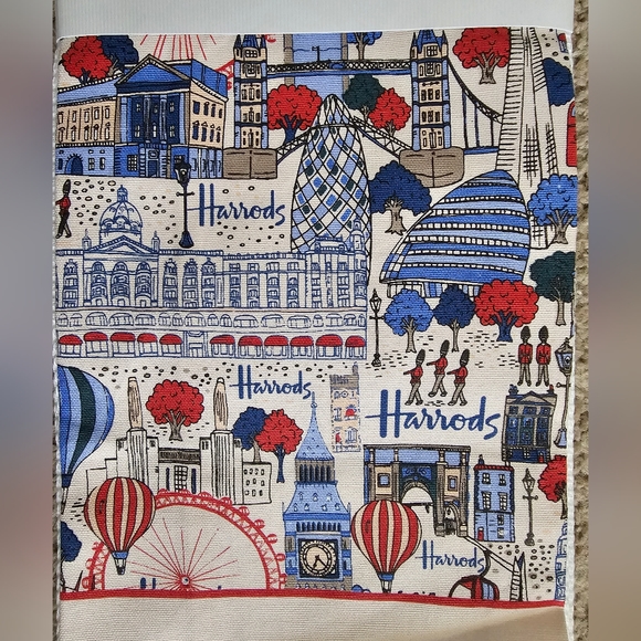 Harrods Tea Towels Set of 2 "Pretty City Tea Towel Set" - Picture 2 of 7